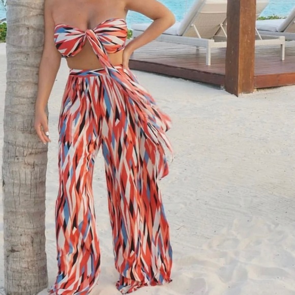 Two piece set - Picture 2 of 2